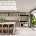 Gio Kitchen Atelier / NMDM.ARQ - Nádia Manssur - Interior Photography, Kitchen, Countertop, Chair